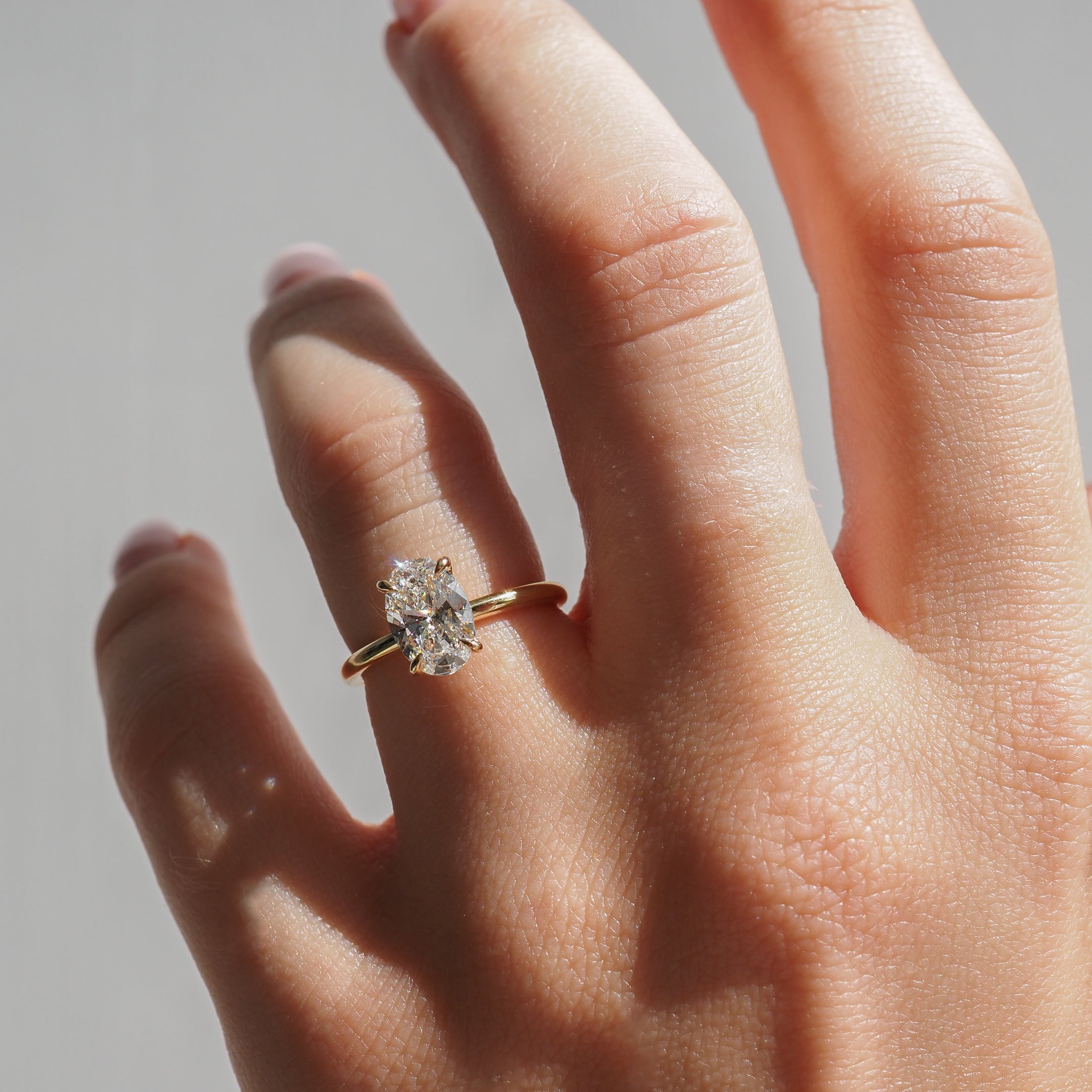 Clara | 1.5ct Oval Solitaire Ring