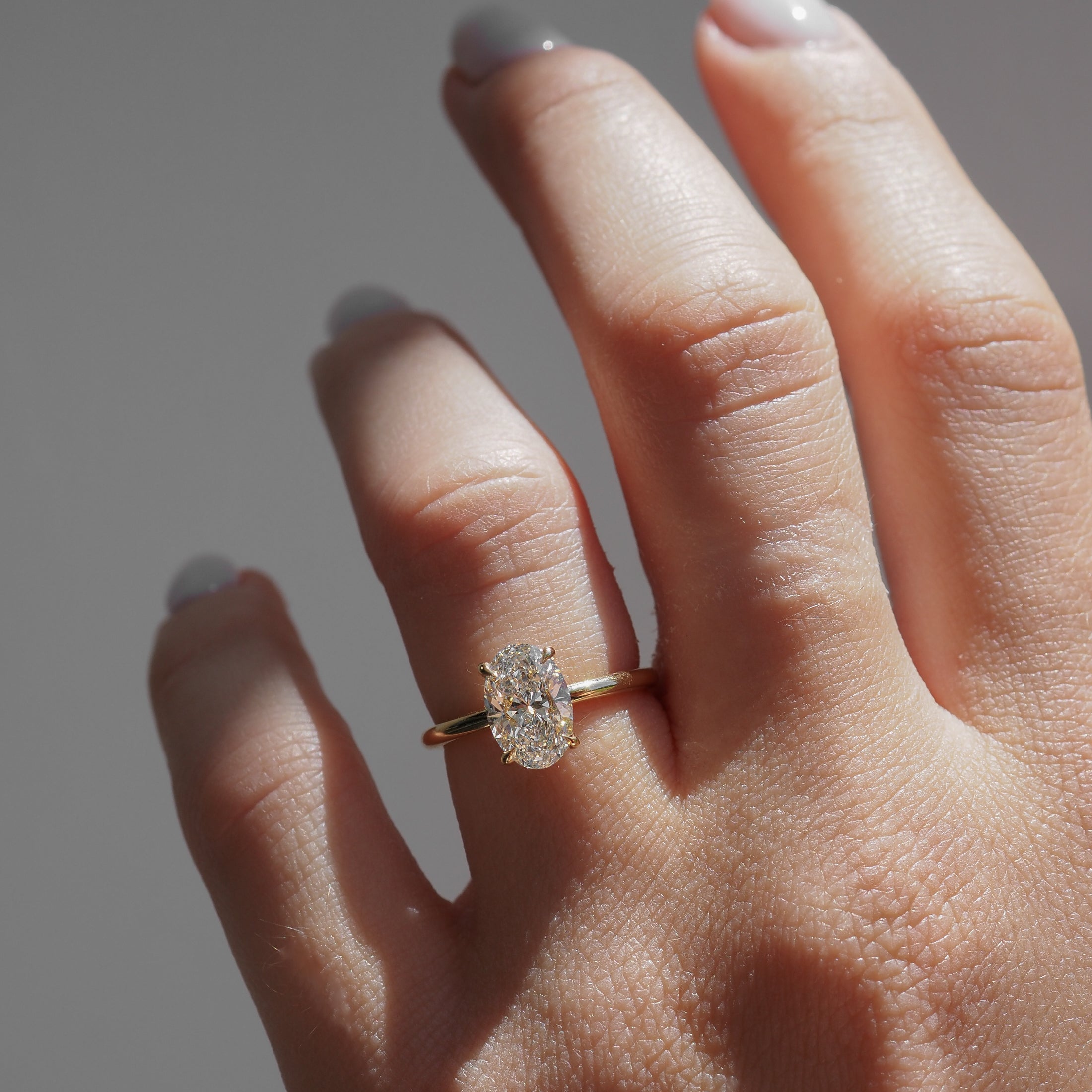 Clara | 1.6ct Oval Solitaire Ring