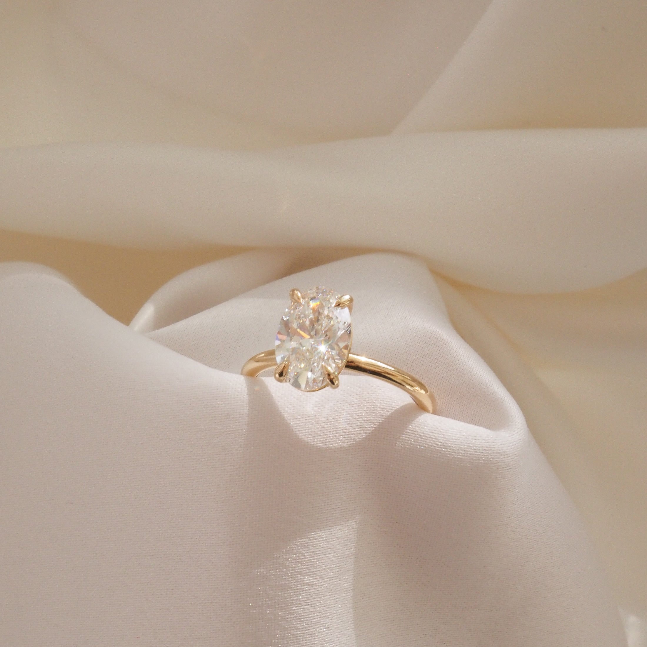 Clara | 2ct Oval Lab-Grown Diamond Ring