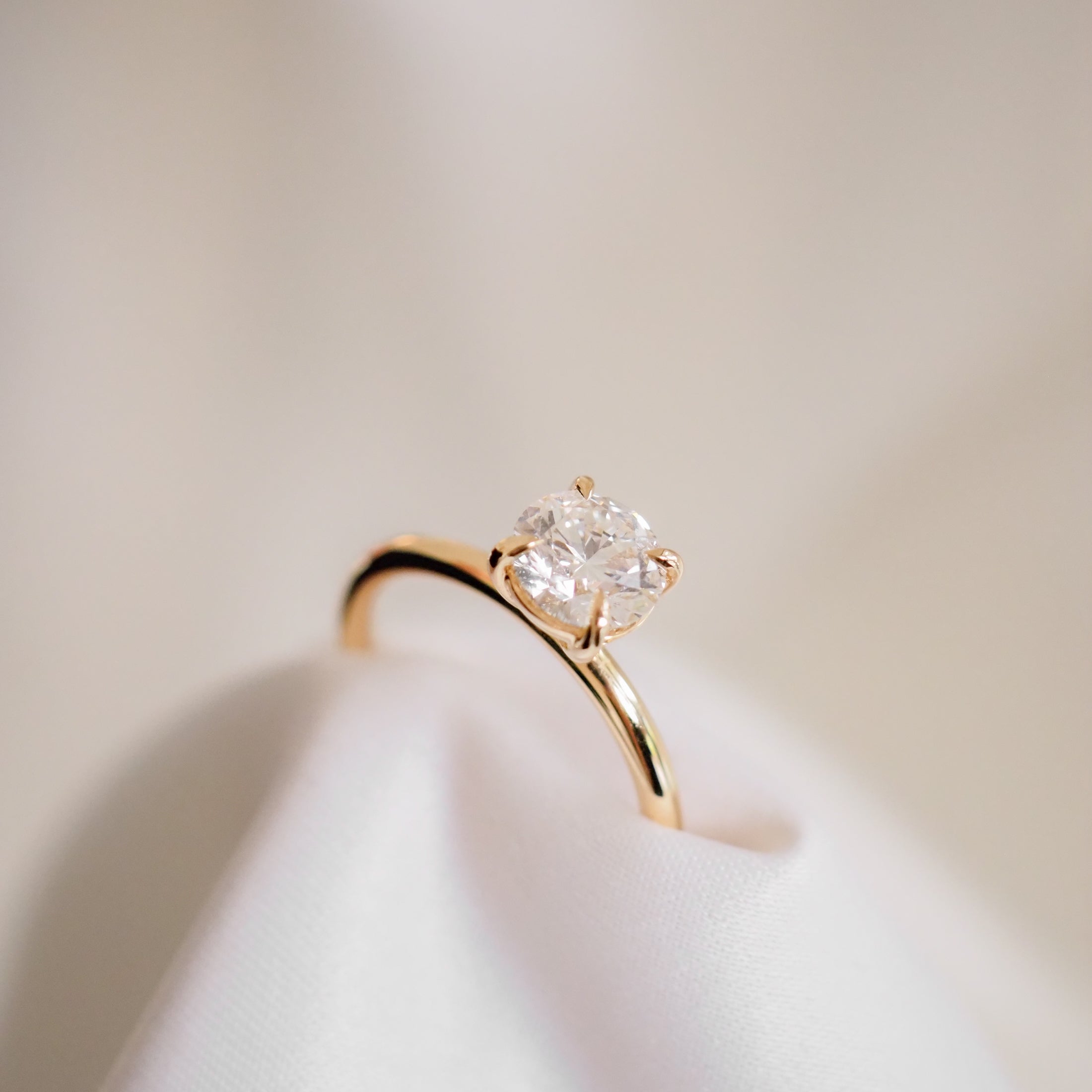 Cleo | 1ct Round Lab-Grown Diamond Ring