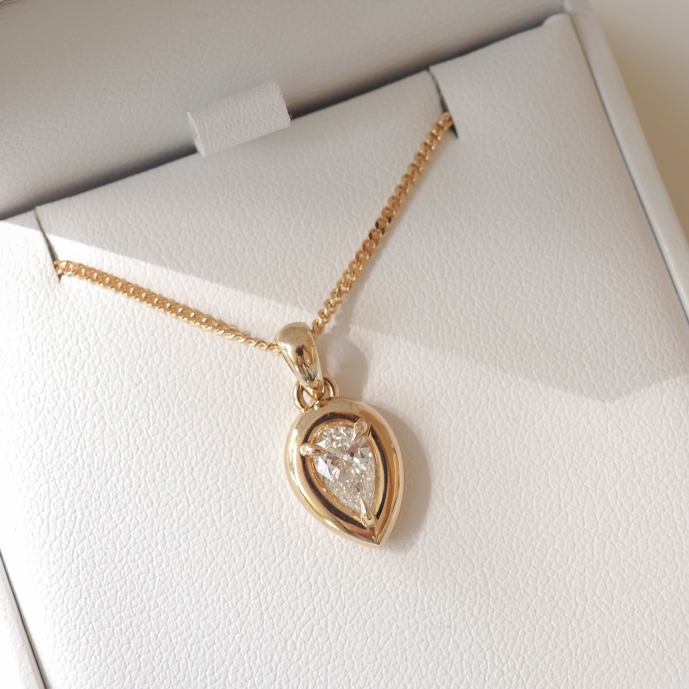 Pear Doughnut Pendant | Chunky Gold Set Pear Lab-Grown Diamond Necklace