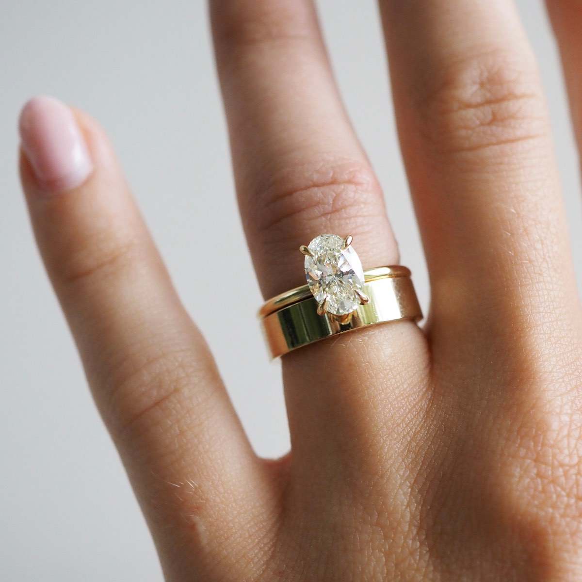 Square wedding deals ring with band