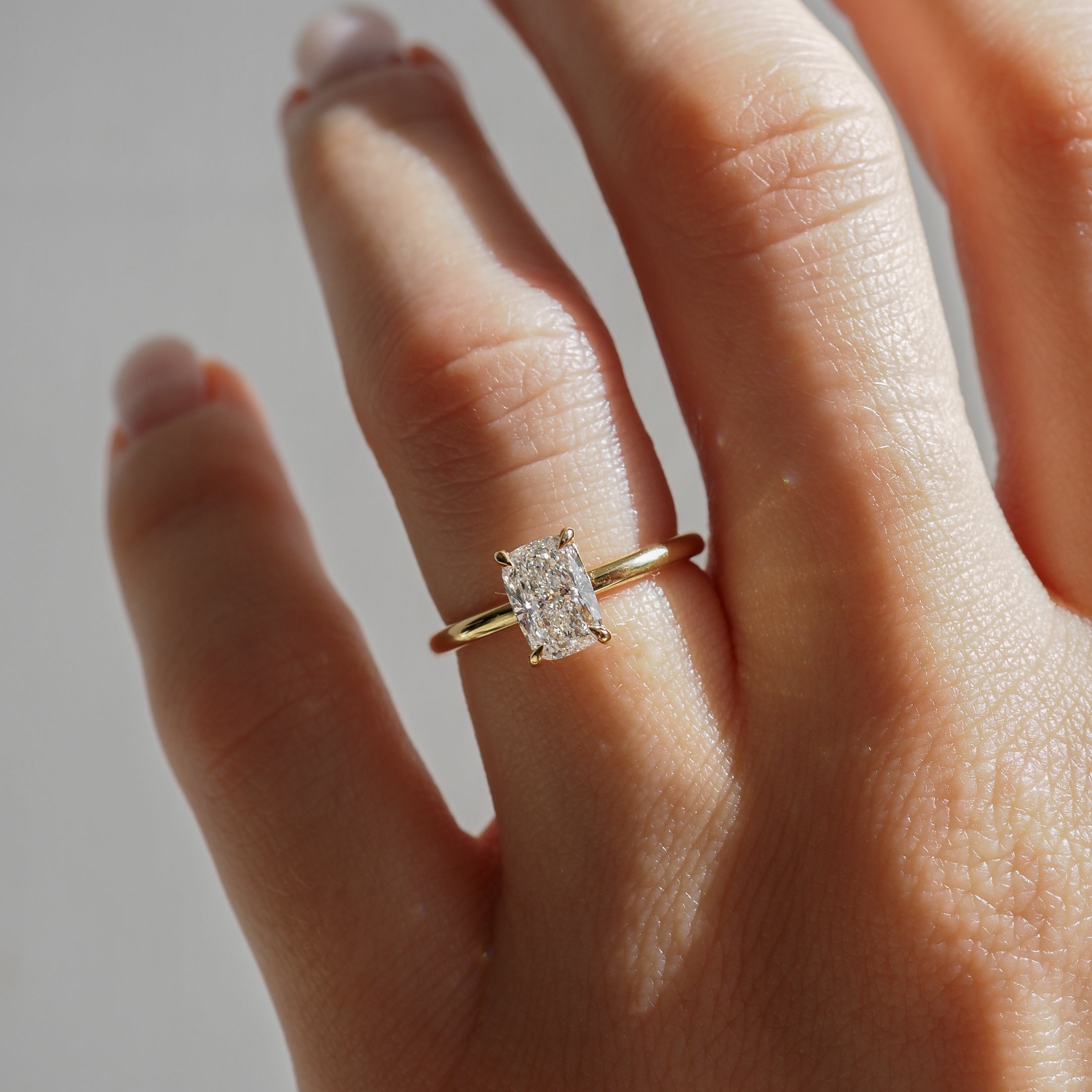 Khia | 1ct Cushion Solitaire Ring