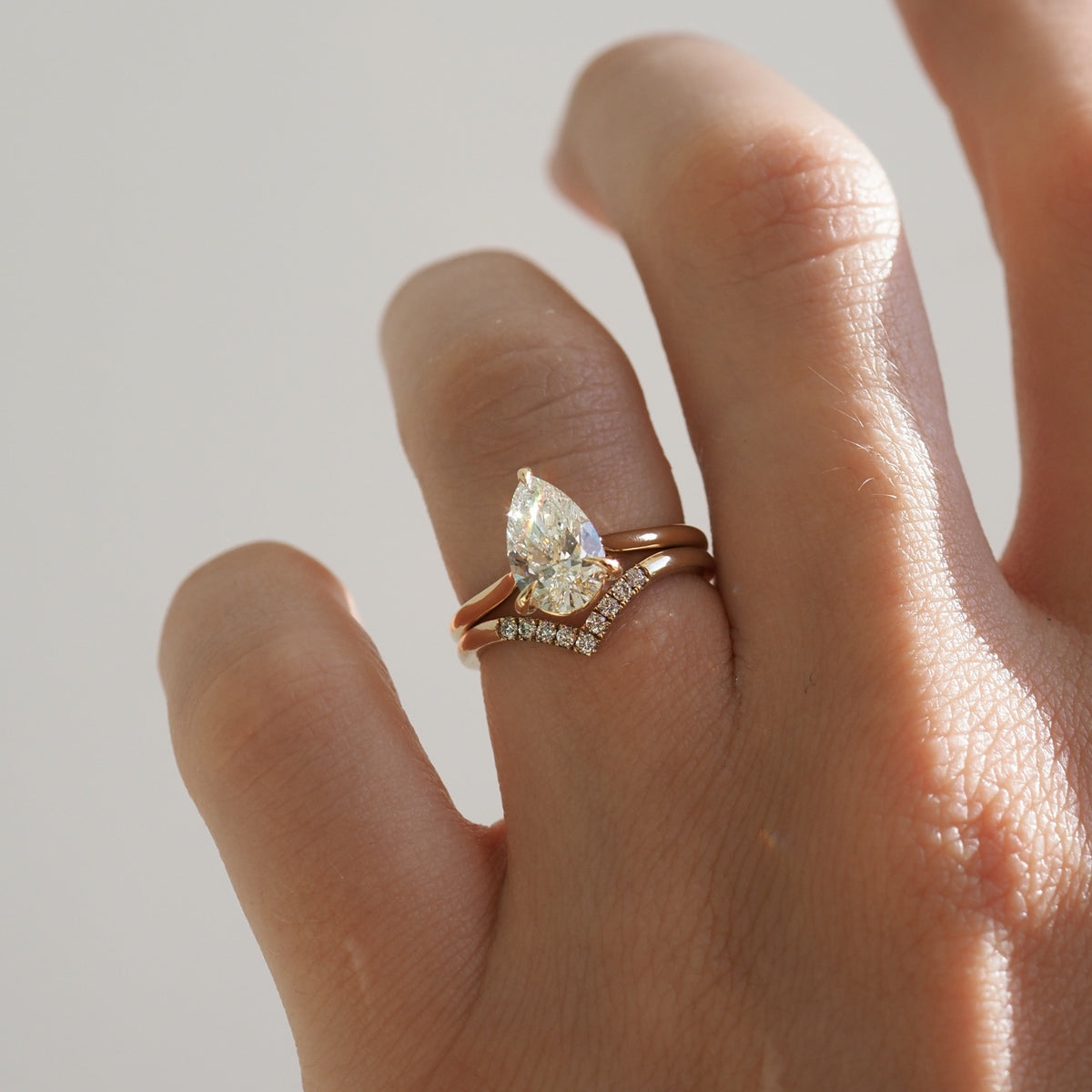 Pear engagement ring and wedding outlet band