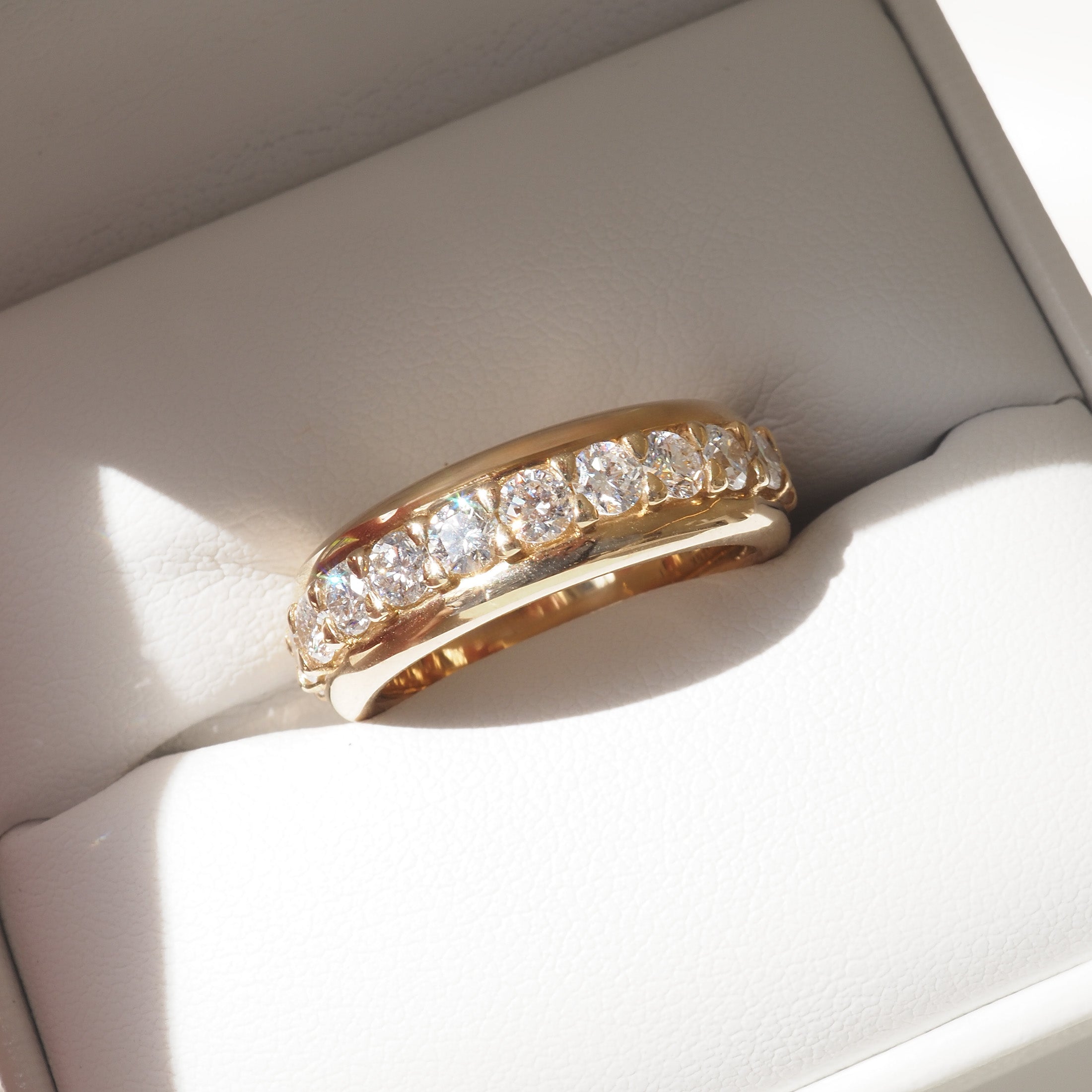 Solene | Bold Pavé Lab-Grown Diamond Wedding Ring