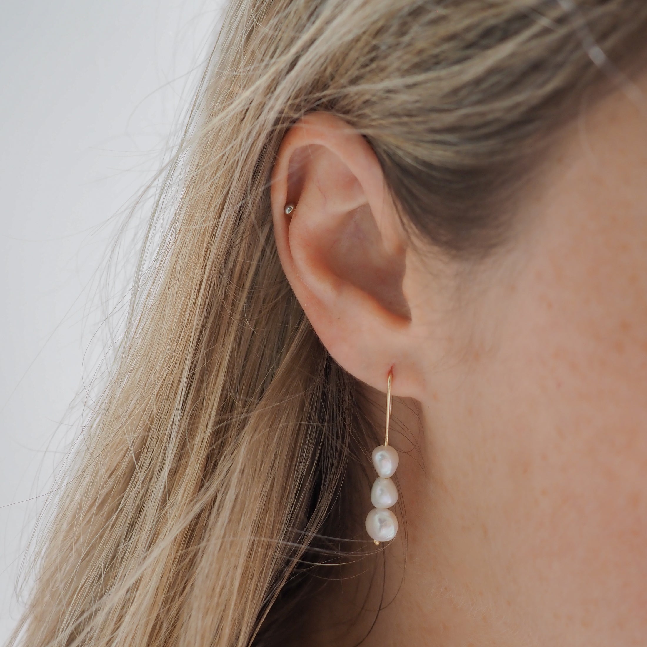 Small Pearl Hooks | 3 Pearl Drop Earrings